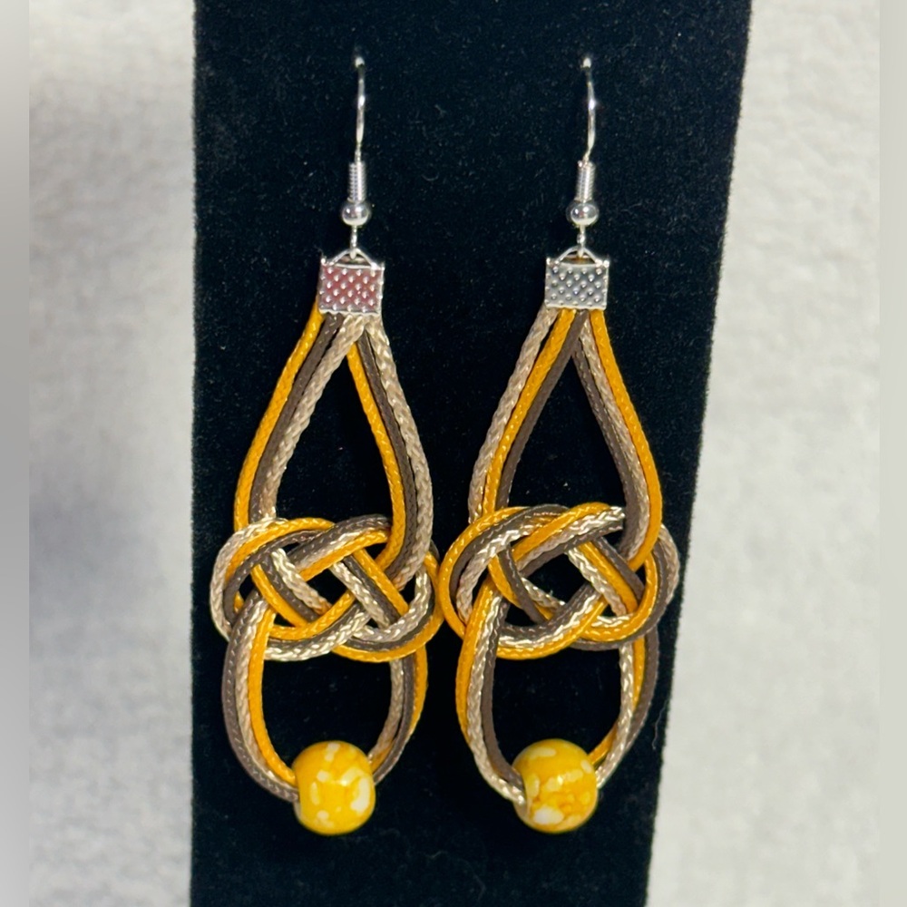 Cream Brown Mustard HandMade Boho Earrings NEW 🧵 - Picture 3 of 4